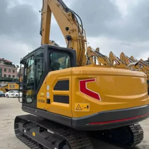 Гусеничный экскаватор Xuzhou XE135GA / XE215G с двигателем Cummins для земляных работ, 13,5 тонны