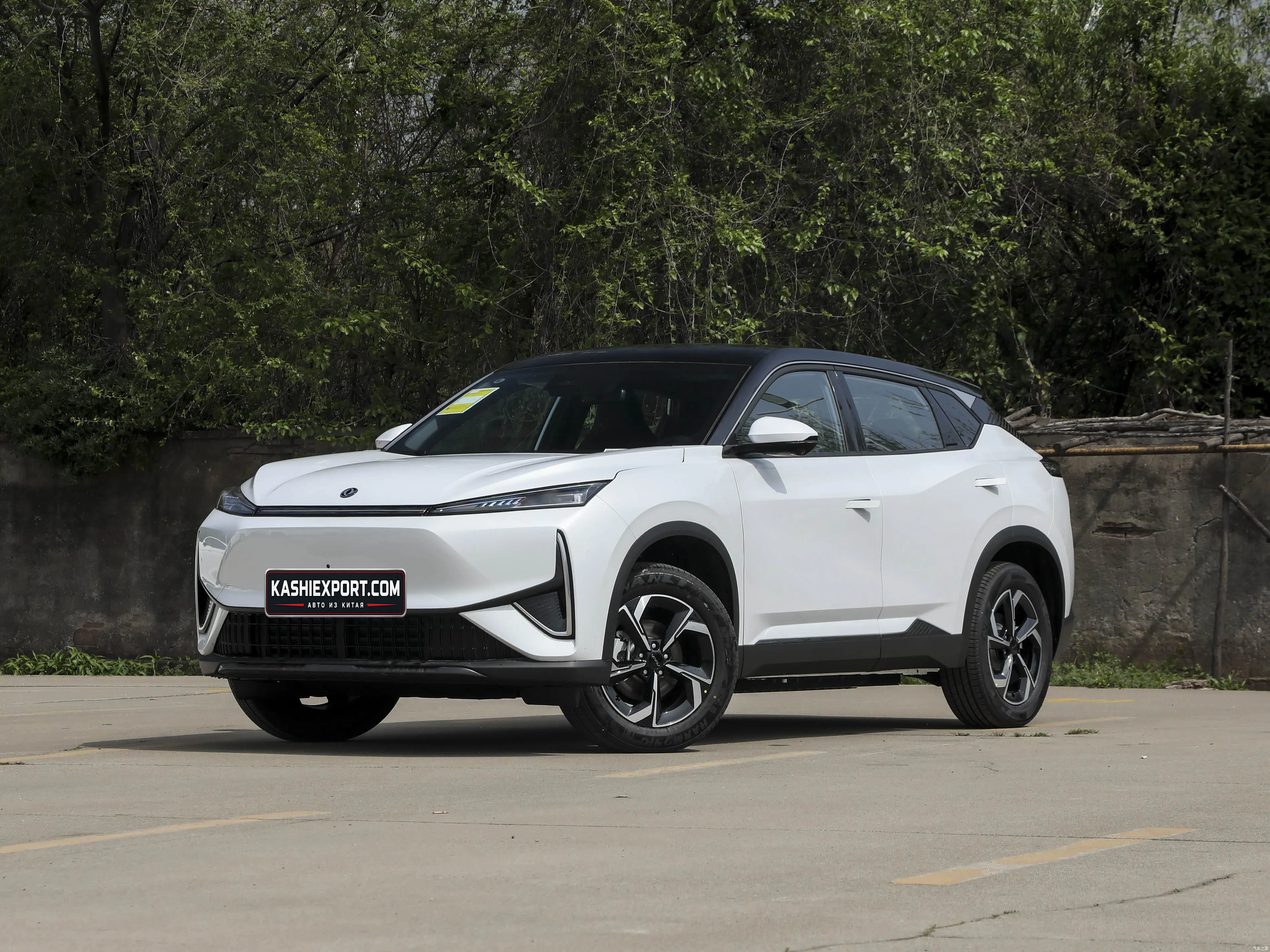 Dongfeng Aeolus L7 EV — электрический кроссовер для экспорта из Китая